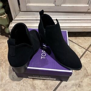 Women’s ankle boots